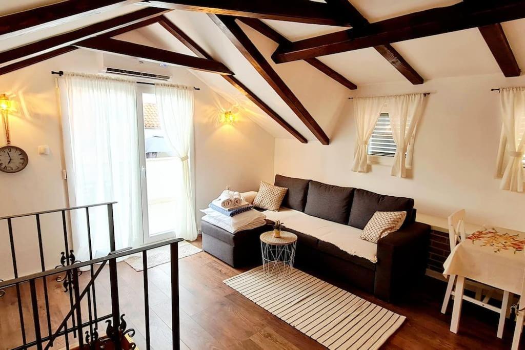 Apartmani Centar 沃迪切 外观 照片